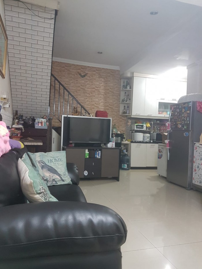 Rumah 2 lantai dijual di Cibiru Lippo Cikarang